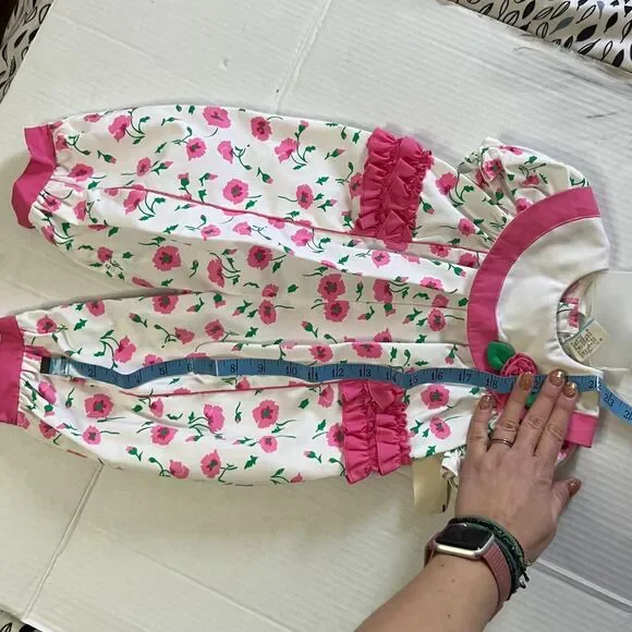 Vintage 80s Baby Pink, White, & Green Floral Collared Romper Size 6-9 Months